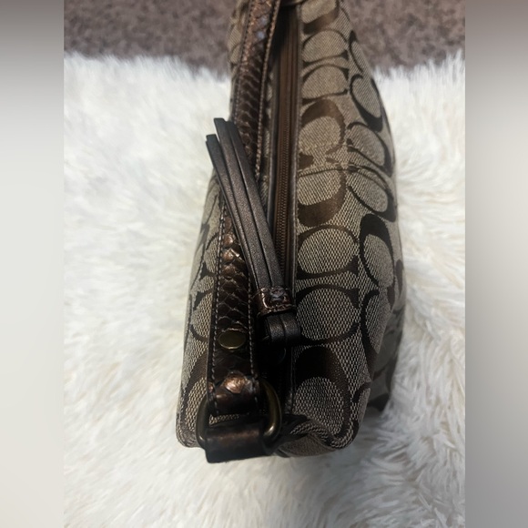 Coach Purse - Picture 7 of 16